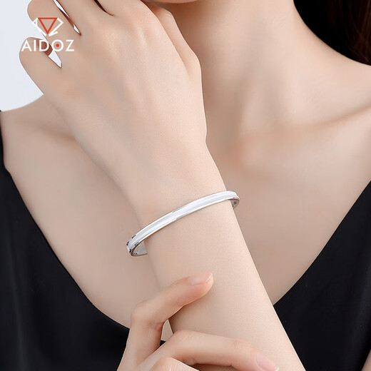 Aido Diamond pt950 platinum cat's eye fantasy imperial concubine bracelet, colorful platinum oval plain ring push button bracelet, CNC process, inner diameter 56mm, weight 17.86 grams, about 5mm thick