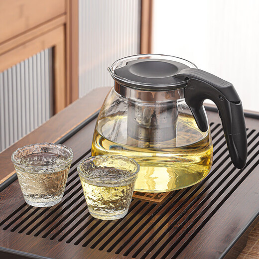 Teapot, tea water separation, large-capacity glass teacup, office tea set, heat-resistant thickened tea set, one pot, four cups