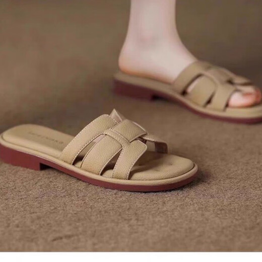Huili four-season soft sole versatile women's flip flops 2025 new summer outdoor fashion flat sandals large size 42 size off-white 39
