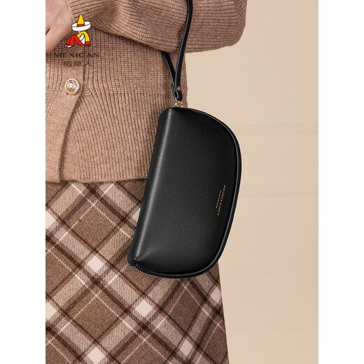 Scarecrow official direct sales clutch bag ladies temperament large capacity mobile phone bag new fashion small bag mother style black