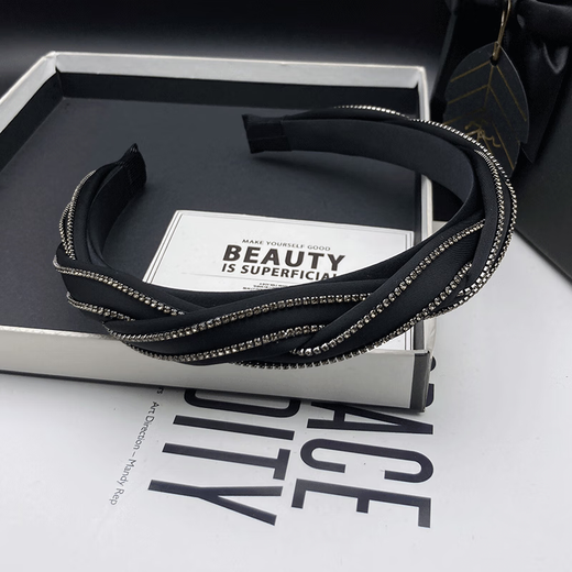 Kamalun (KAMALUN) 2025 New Flash Diamond Headband Light Luxurious High-crested Headband Showing Face Small Temperament Headband Women’s Pressed Hair Card Gift for Girlfriend Black + Brand Gift Box