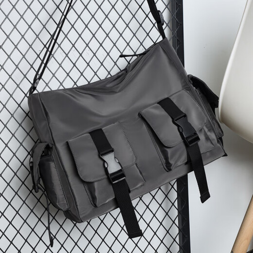 Casual versatile multi-pocket simple solid color large capacity men's crossbody bag black