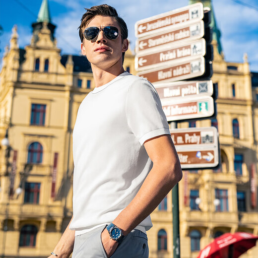 
Mr. Cloth T-shirt contrasting color round neck knitted T-shirt 2025 spring and summer new skin-friendly cool men's short-sleeved ET15099 Haoyuebai S __165