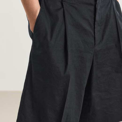 Skizzieren Sie Herrenkleidung 2025 Sommer Neues Produkt Daily Curly Mid-Shorts Lose gerade Hosen elegant und lässig 9p4e11150 001 Schwarz S