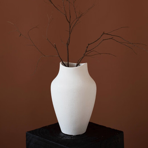 Clcey Japanese Retro Ceramic Vase Feeling Creative Flower Arrangement Flower Decoration Black and White Flower Appliance Room TV Cabinet TV Entrance Ornement 3897 Wasabi noir 0cm
