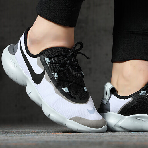 Nike (Nike) Мужские кроссовки летние Ferr5.0 Босоногие легкие амортизаторы удобные дышащие тренировочные кроссовки AQ1289-003 39