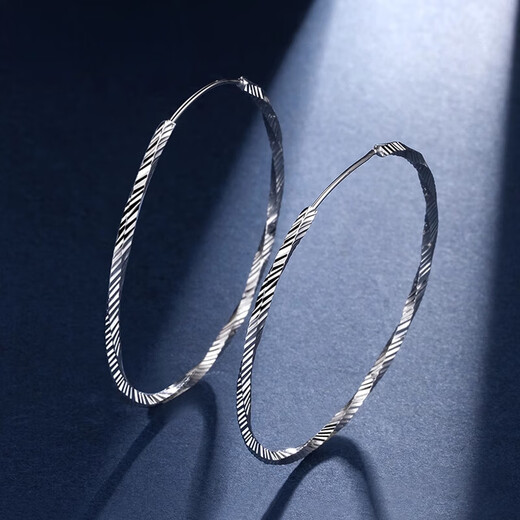 Qianshu (QIANSHU) pt950 platinum large earrings for women, platinum large hoop earrings, turned twist earrings, exaggerated personality earrings, diameter about 2cm, weight about 2.5-2.7g