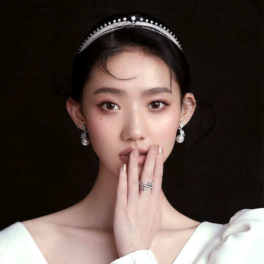 醉华高端轻奢简约镶钻锆石新娘皇冠头饰婚纱礼服发饰生日王冠晚宴配饰 皇冠