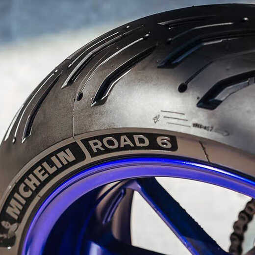 ANZ MICHELIN ROAD6 Pneus de moto à fusion semi-chauve