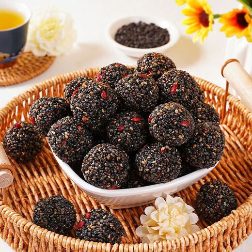 Pang Donglai's hot sale] Black sesame, black bean, black rice, black wolfberry, mulberry, independent packaging without added sugar to satisfy the cravings. Manager's recommendation: Buy 150 packs + get 50 packs [get 200 packs]