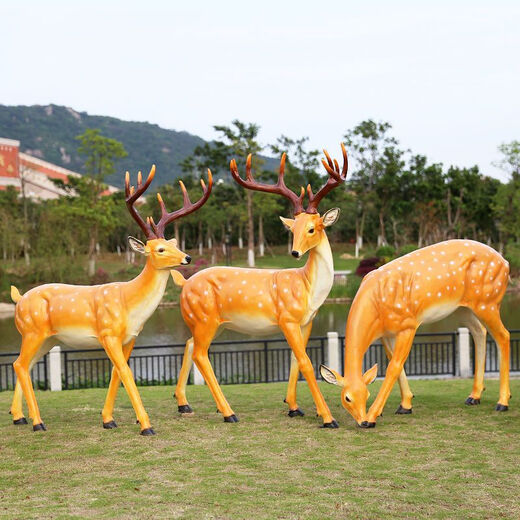 Fiberglass large animal sculpture simulated sika deer ornaments outdoor courtyard garden forest landscape lawn decoration No. 1 small lying deer right