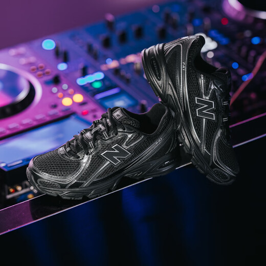 New Balance iu Sports Sports 25 años zapatos para hombres zapatos para mujeres versátiles, cómodos zapatos de papá 740 series u740bm2 43