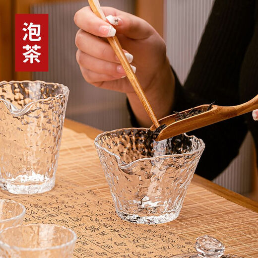 Ice dew covered bowl thickened glass small tea cup transparent small Kung Fu tea heat-resistant master cup tea set Transparent color four-piece set - covered bowl + fair cup + 2 tea cups