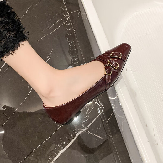 Mary man mouton peu profonde chaussures célibataires pour femmes Nouveau style de chaussures Doudou à la mode