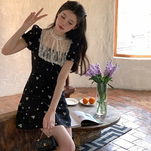 Yunli [3891 colecciones] Gran tamaño MM de encaje MM empalmado Vestido floral negro francés para mujeres Xia Hepburn Black L Recomendado [100-120Jin [Jin equivale a 0.5 kg]]]