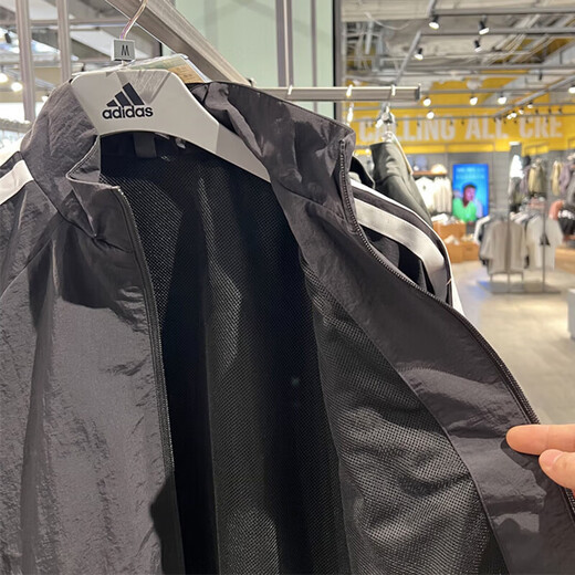 阿迪达斯 （adidas）外套男装2025夏季新款运动服梭织时尚百搭休闲立领上衣夹克KC3894 KC3892黑色/白 S