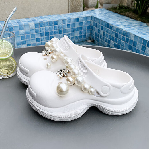 Europäische Faser-Eva-Lochschuhe 2025 Neue süße Kinder mit zwei Waren Sandalen sommerweicher Sohle ohne Rutschmädchen Prinzessin Schuhe 698-076 Weiß 31