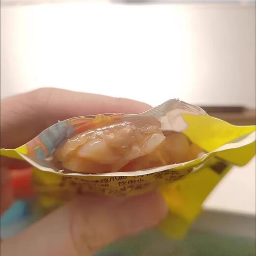 Hüft-hoc lange frische und saure Hühnchenkrallen 21G Zitronenhähnchenkrallen Hühnerfüße mit Multi-Black-Internet-Promi-Promi-Knochen ohne Snacks Snacks 33 Säcke Zitronen und saurer Hühnchen Füße Gluten insgesamt 693g