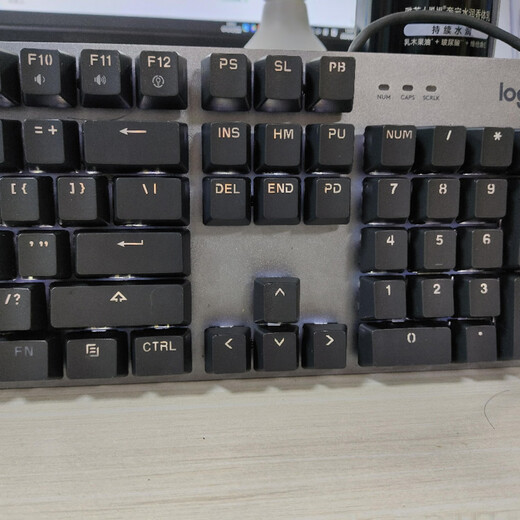 Logitech g logitech de segunda mano K845 teclado mecánico Wired Oficina de juegos de deportes electrónicos Interfaz USB Computadora dedicada Black Blue Shaft