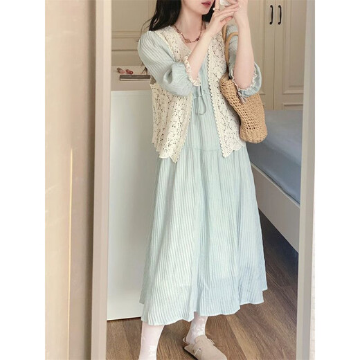 Colorido Summer Summer Hollow Cardigan Vestido de encaje de dos piezas Set 9758 Vestido verde claro M [recomendado 100 Jin [Jin equivale a 0.5 kg] a continuación]
