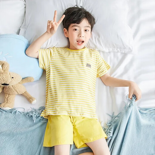 Disney Summer New Striped Kurzärmelig-Pyjama-Pyjamas dünne mittelgroße Kinderklimaanzug Summer Kinderheimkleidung Männer 826 Kurzärärmelte Fünf-Punkte-Hose grau gestreifte Kennzeichnung Drucken 120