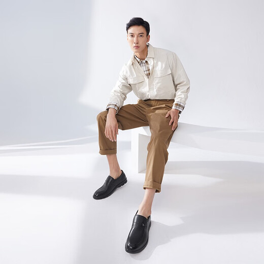 足蜻蜓休闲皮鞋男款爸爸冬季加绒男鞋真皮大码软底中老年防滑鞋子 棕色wta9734 47