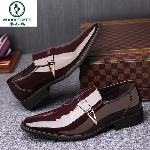 Woodpecker's new summer large-size men's leather shoes business formal leather shoes glossy casual men's leather shoes youth versatile leather shoes 686 black 42