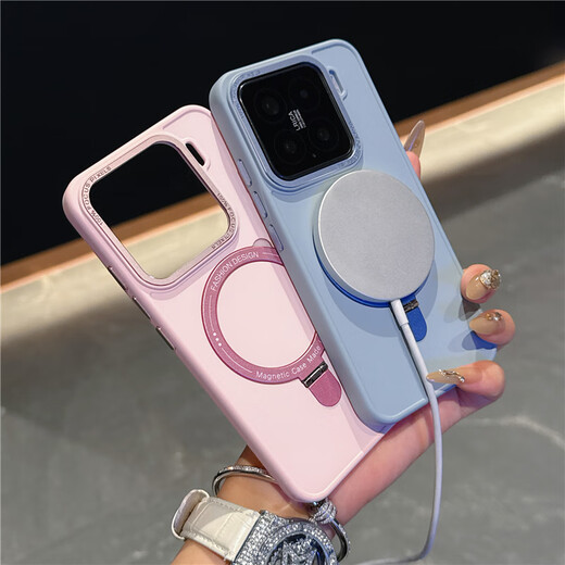 Pinaiyou is suitable for Xiaomi 14 mobile phone case, simple solid color magnetic charging stand, xiaomi15pro skin-feeling silicone anti-protective cover, 13por metal frame hard shell for men and women, new style, milk tea color, Xiaomi 15