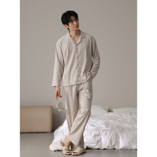 Residentes estadounidenses 2025 Nuevo pijama masculino en primavera y otoño Moda de manga larga