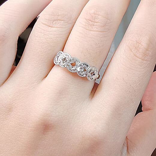 Fiber bundle (QIANSHU) Pt950 platinum women's ring platinum ring 950 platinum ring crushed ice five coin ring gift live weight 3.77 grams crushed ice five coin ring
