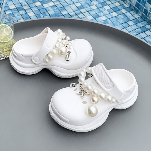 Europäische Faser-Eva-Lochschuhe 2025 Neue süße Kinder mit zwei Waren Sandalen sommerweicher Sohle ohne Rutschmädchen Prinzessin Schuhe 698-076 Weiß 31