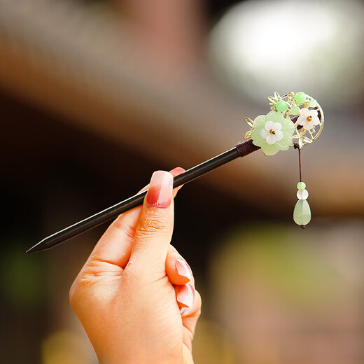 National style flower tassel hairpin Chinese style antique imitation ebony hairpin classical cheongsam Hanfu updo hairpin headdress style 2