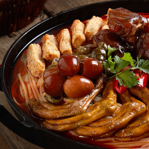 Snail Bawang Feet Feet Feet Pot 1050g Fideos de caracol Pato de pato de caracol Pot Feet Pot picante y agrio Tornillo caliente Hot Pot [3 porciones] 1050 g/caja