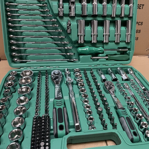 Guadi 216-piece repair set multi-functional socket wrench set combination sleeve ratchet wrench car repair hardware tool master 172-piece 72-tooth auto repair model used out and replaced with new ones