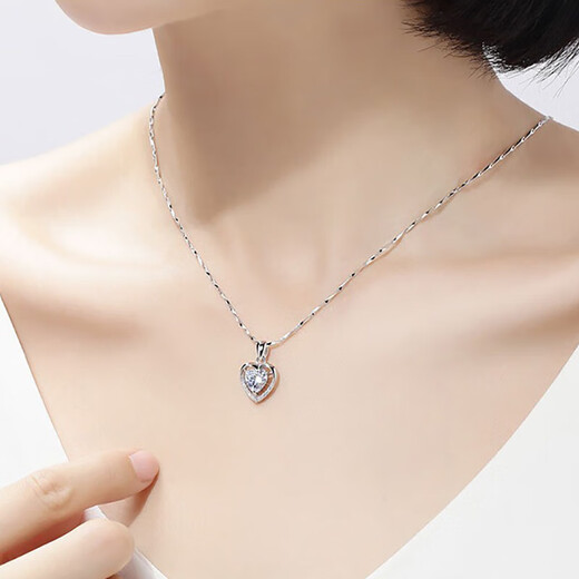 Ji Shizhe (GIEVSZHE) pt950 platinum platinum necklace women's clavicle chain pendant jewelry 520 Valentine's Day birthday gift for girlfriend and wife, light luxury model - inlaid with eight hearts and eight arrows bright zirconium, free engraving