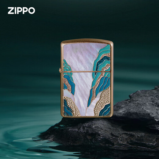 El agua de flujo de alta montaña de Zippo Lighter Funcionship High Mountain está a mil millas de distancia de los adornos de la recolección de tendencias nacionales en casa Kerosene a prueba de viento TC9902QT
