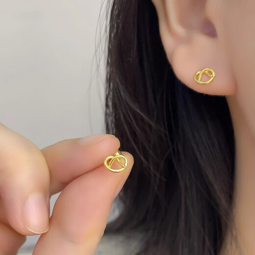 BZK simple knotted love screw earrings, gold anti-falling super fairy, no need to pick gas when sleeping 0.01g intertwined earrings