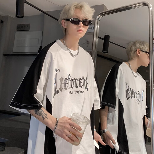 POUM Camiseta de manga corta para hombres Poum Camiseta de manga corta Impresión de letras de verano para hombres American High Street Bloqueo de color Hands Blaking Color de manga corta YHSFG-D5012 Black XL