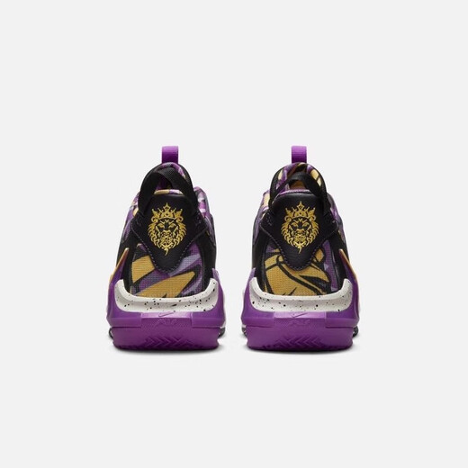 NIKE耐克新款  大童耐磨运动休闲篮球鞋 AQ9214-006 Z FD0209-001 36.5
