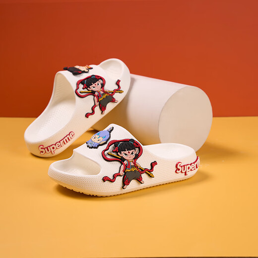 Hodeng Nezha Boy Slippers 2025 Nouveau été pour enfants à glissade intérieure pour les filles Sandwich à la plage à glissement de merde 3519 Blanc [Même style pour garçons et filles] 32 -33 La taille est une taille plus petite