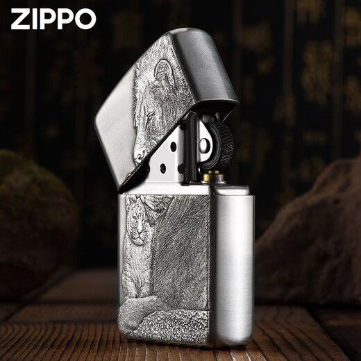 Zippo echte leichtere Rüstung hochwertiger Silbermaschine Dreidimensional Relief Windproof Kerosin Hellere Männer Erbschaft [neuer Maschinenöl