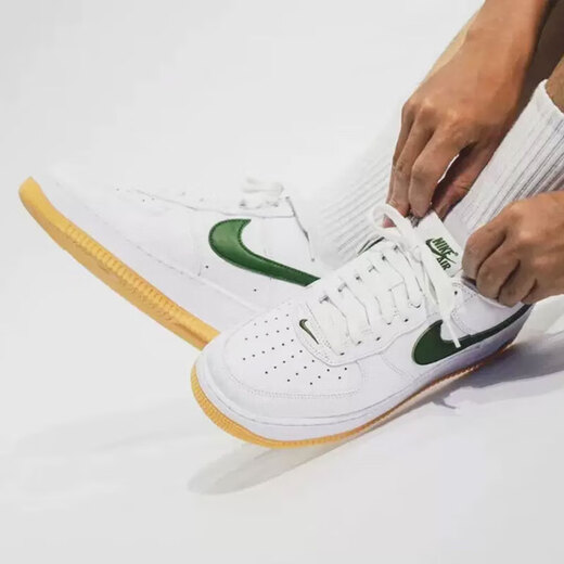 耐克（NIKE）休闲鞋男鞋2025夏季新款运动鞋AF1空军一号轻便时尚低帮板鞋 FD7039-101白绿 43