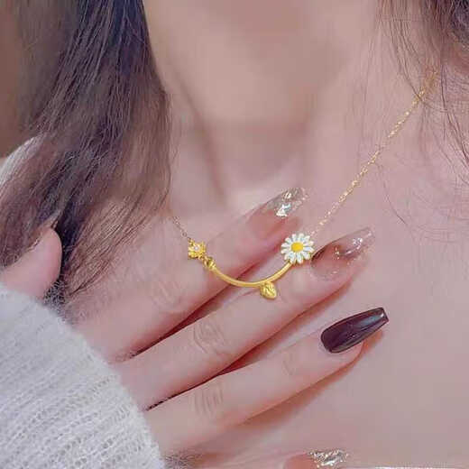 Fat Donglai's same style 18K gold small gourd necklace, Laofengfeng gold color female 18k color gold clavicle chain 2025 new fugitive princess ribbon bow necklace