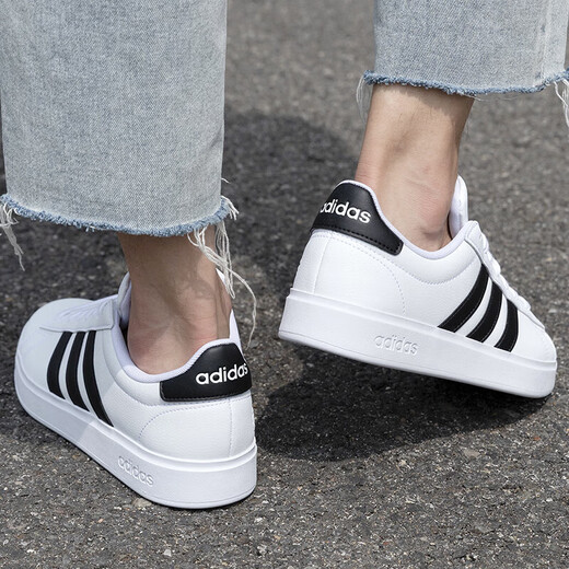阿迪达斯 （adidas）男女鞋夏季新款透气休闲网球鞋皮面低帮板鞋情侣白鞋女 GW9196 36
