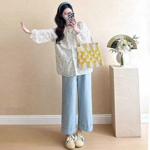 
Geman maternity suit autumn 2025 fashionable fashionable and sweet long-sleeved floral maternity shirt two-piece set spring and autumn floral top + blue wide-leg pants XXL