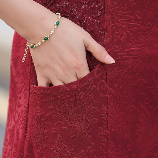 Fuxi May Day wedding wedding mother-in-law wedding dress mother over knee long skirt noble wedding dress middle-aged and elderly women improved cheongsam 1585-9332 Summer short-sleeved wine red XL Recommended 90-110Jin [Jin equals 0.5 kg]