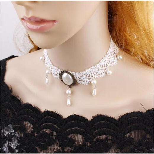 Tongrubi Post-Thyroid-Chirurgie-Abdeckung Halskette Palace Gothic Personalisierte mehrschichtige Kristall-Schwarz-Spitzen-Schlangeblattkette Frau SC6627