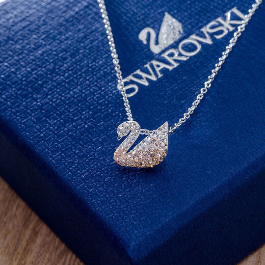 Swarovski (SWAROVSKI) Women's Classic Swan Set with Crystal Diamond Pendant Necklace Clavicle Chain for Girlfriend Valentine's Day Birthday Mother's Day Gift Small Golden Gradient Swan 5215038