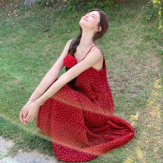 沐霓复古碎花红色吊带连衣裙女夏季2025新款度假海边沙滩显瘦气质长裙 碎花吊带连衣裙红色M 85-100斤