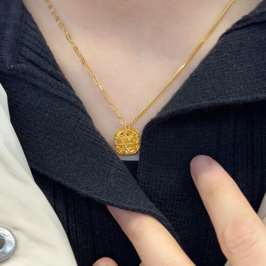 Wanmu 9999 pure gold brushed sugar cube pendant gold sparkling necklace pure gold niche fashion clavicle chain 0.01g brushed sugar cube necklace x 45cm